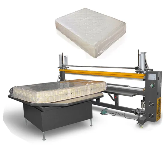 Máquina semiautomática de alta eficiencia para empacar colchones y sellar bolsas de plástico.