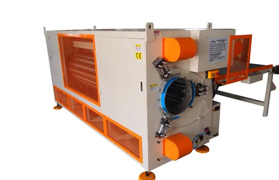 Máquina automática para empacar colchones de espuma y resortes con rodillos